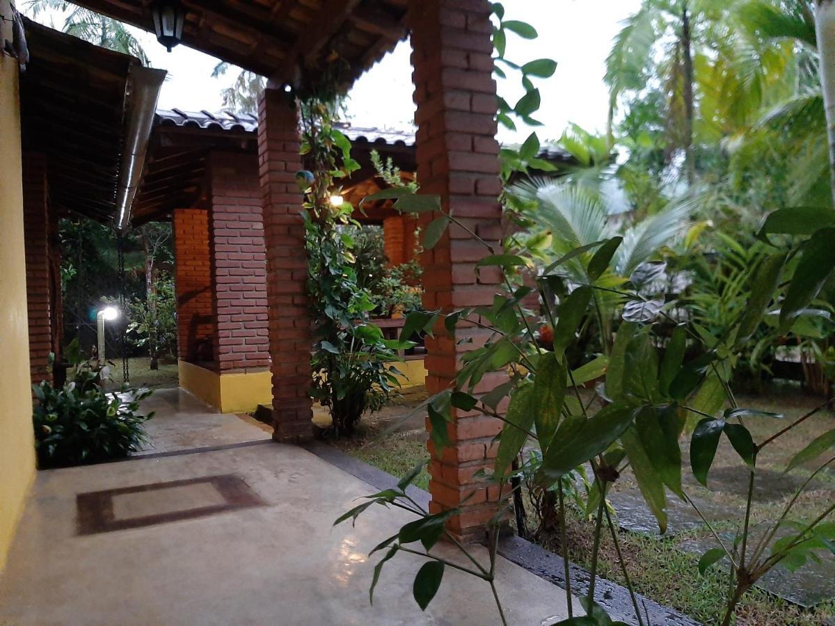 Canto De La Luna Parati Esterno foto